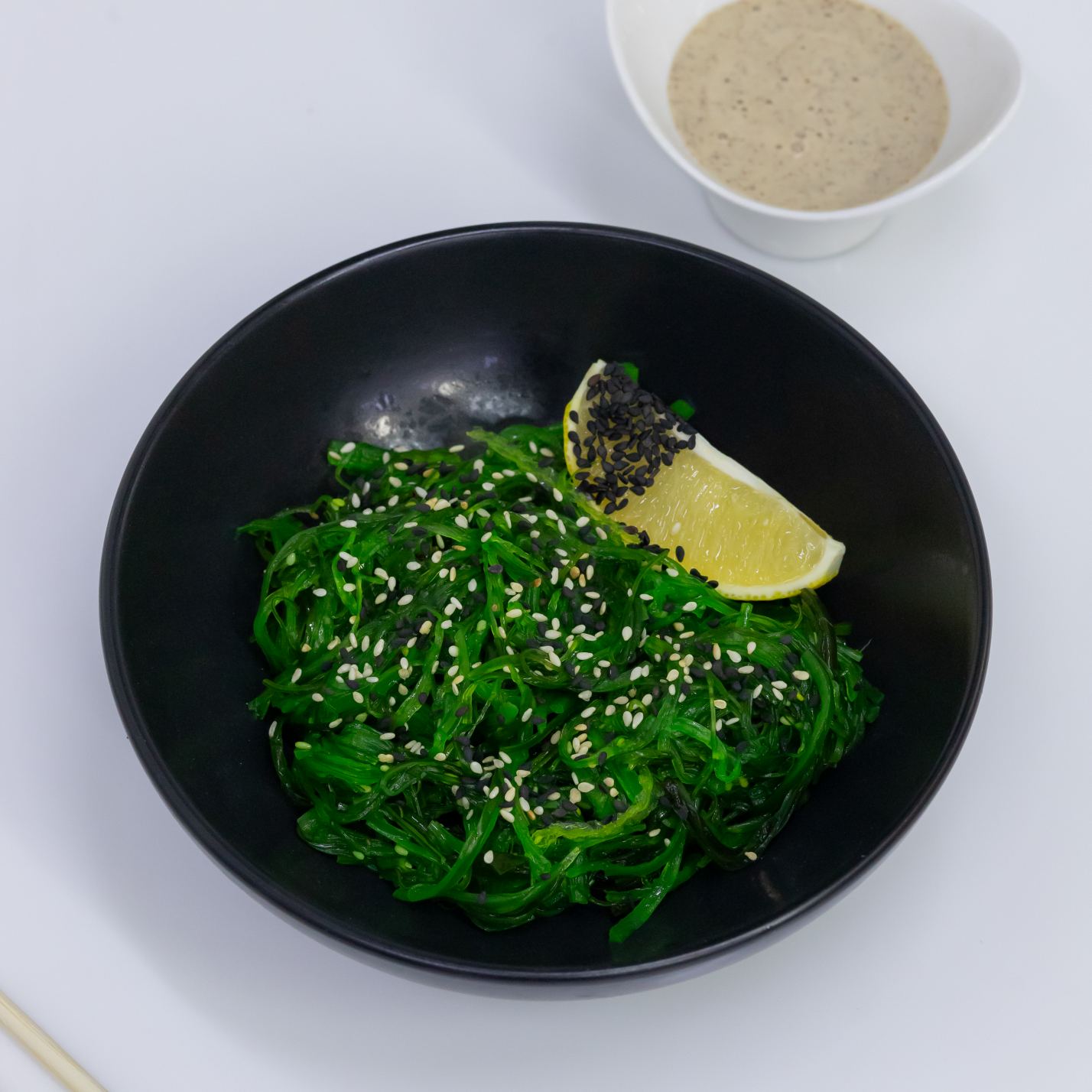 Салат "Wakame" з лимоном (Чука)
