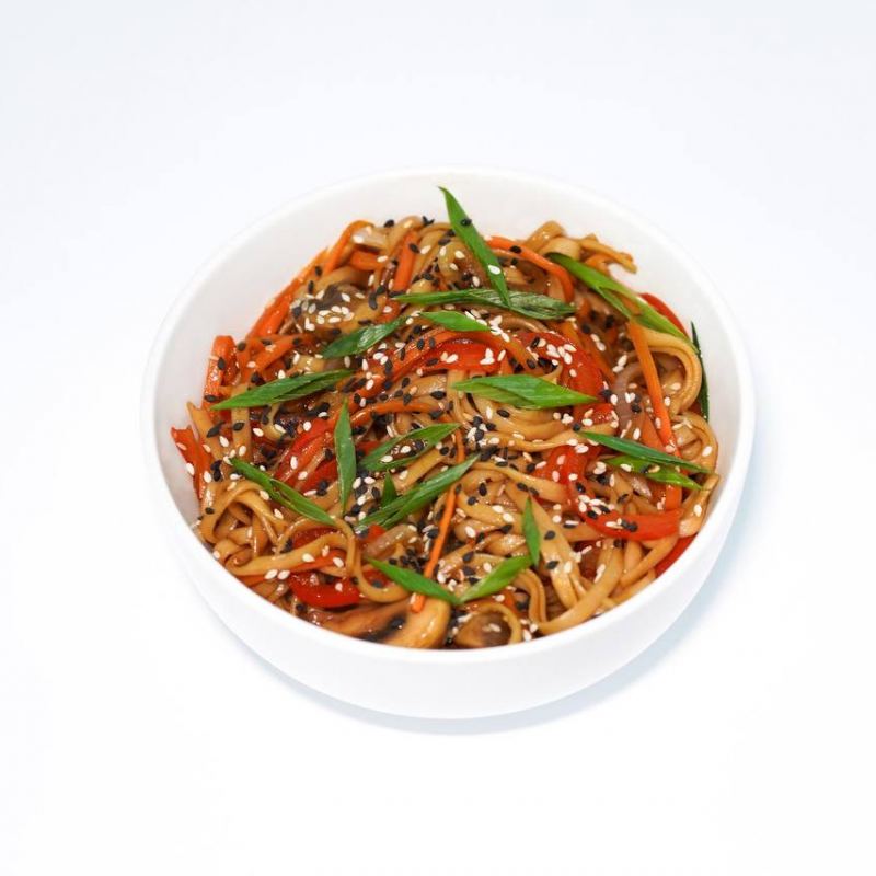 Удон з томленими овочами