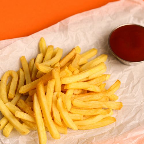 Картопля фрі з класичним соусом