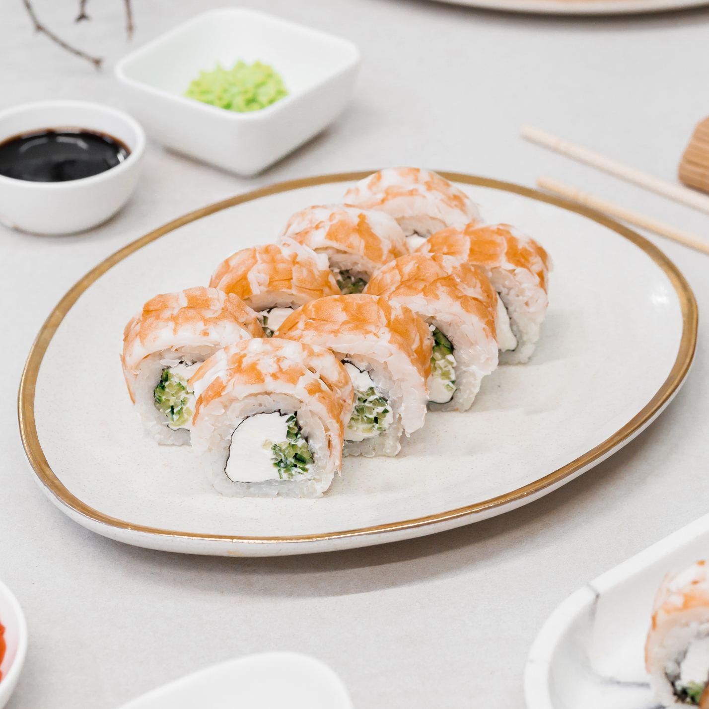 Рол Філадельфія з креветкою