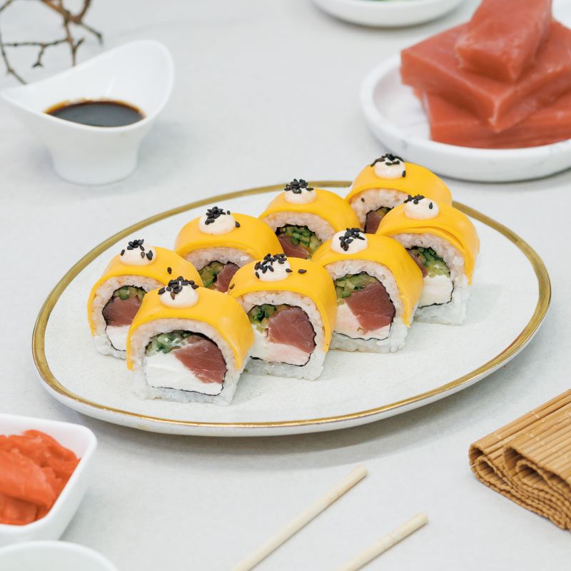 Сирний рол з тунцем